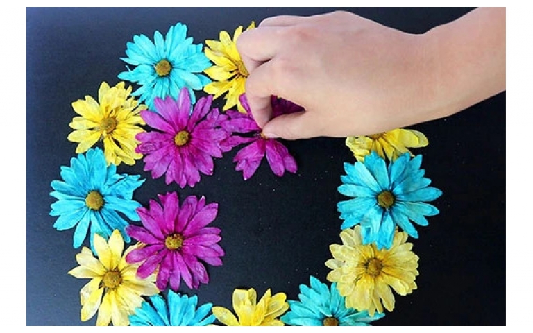 Beautiful Shadow Box with Flower Drying Art
